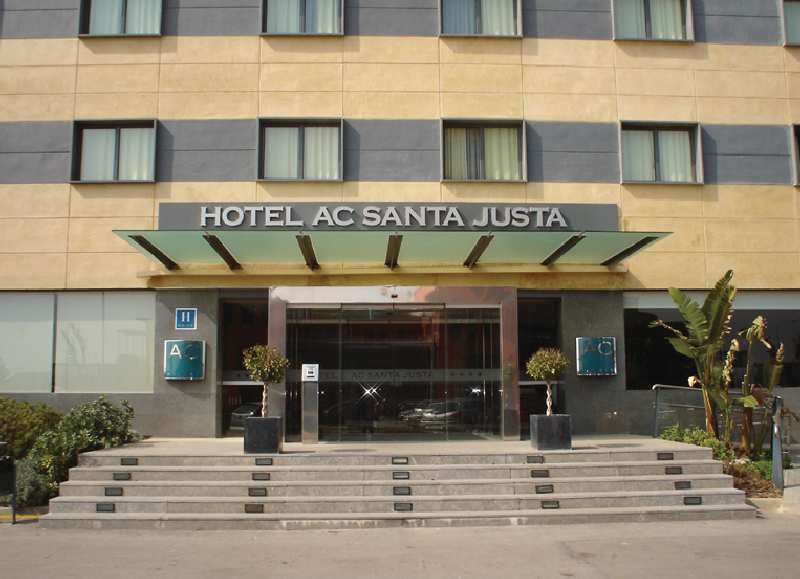 Ac Hotel Sevilla Forum By Marriott Bagian luar foto